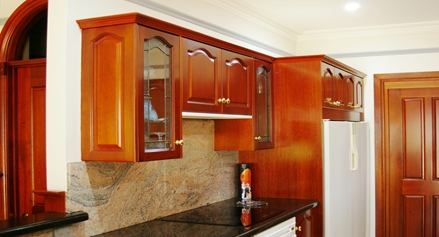 Timber Kitchens by Compass Kitchens with trafitional Federation Style Leadlights.